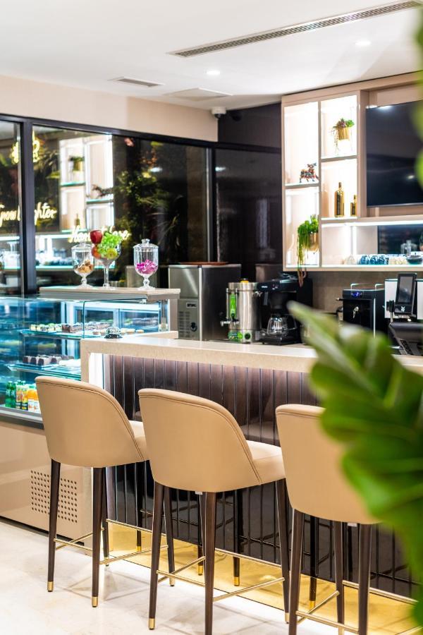 Aprilis Deluxe Hotel อิสตันบูล ภายนอก รูปภาพ