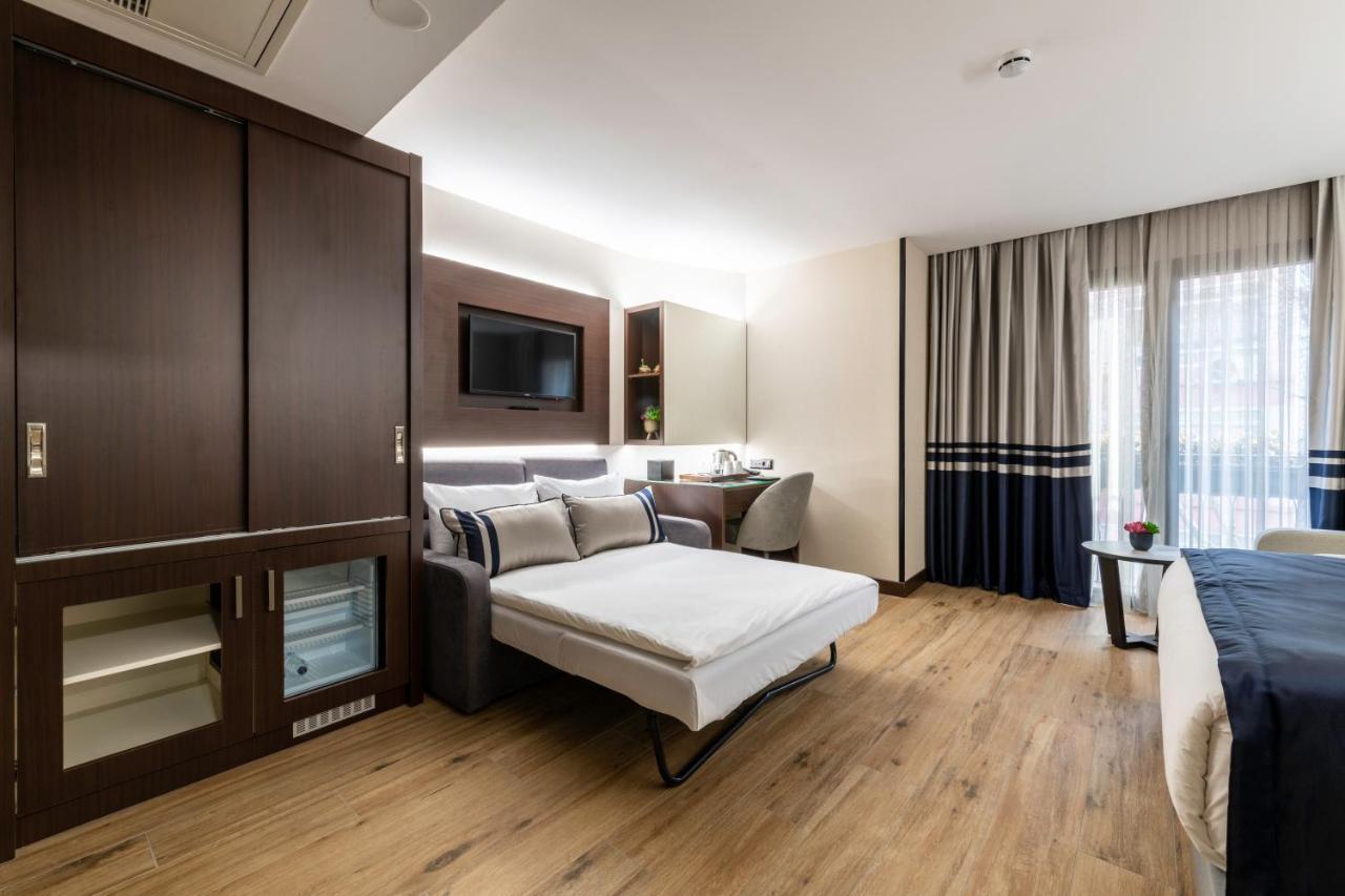Aprilis Deluxe Hotel อิสตันบูล ภายนอก รูปภาพ