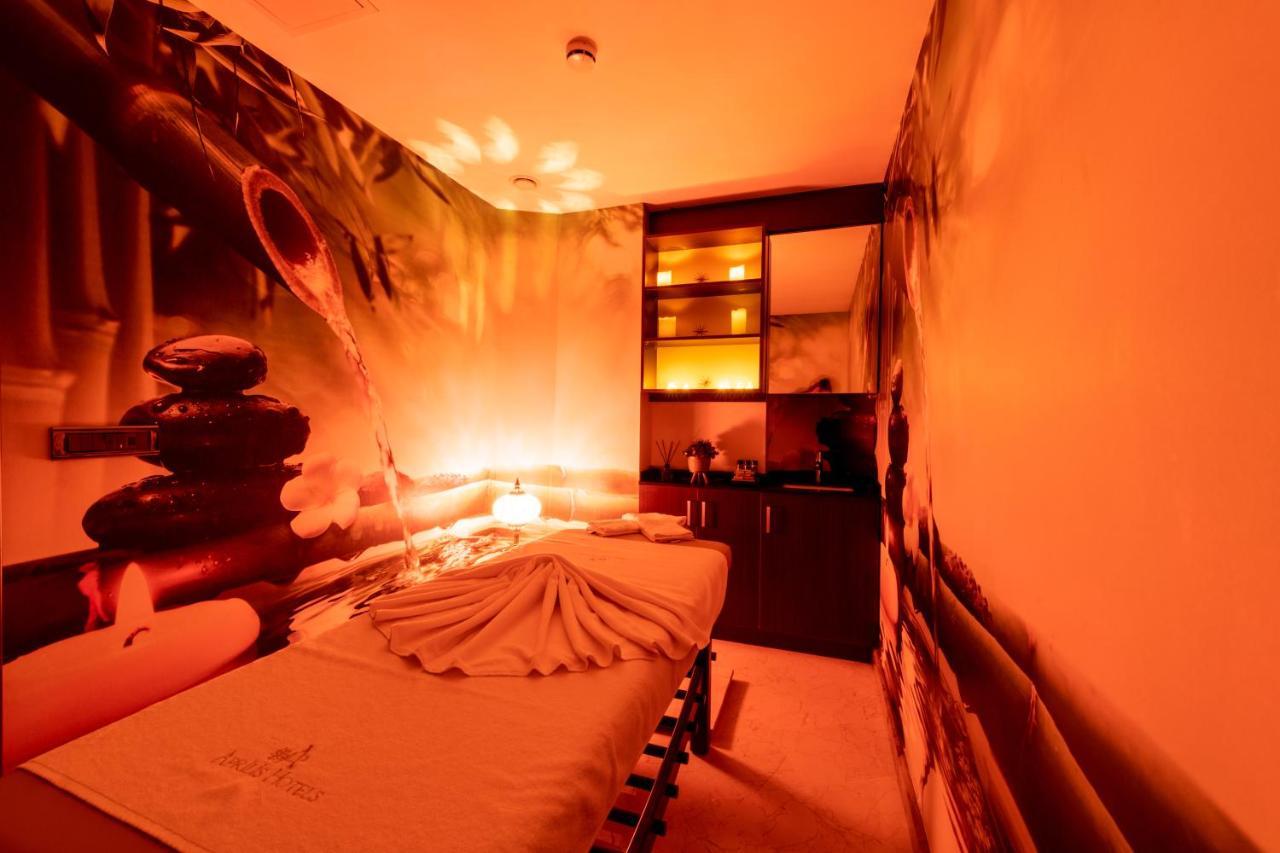 Aprilis Deluxe Hotel อิสตันบูล ภายนอก รูปภาพ