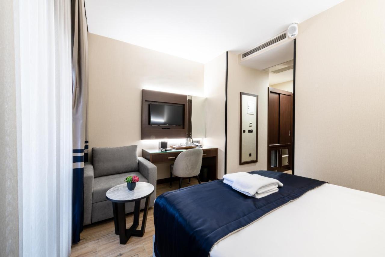 Aprilis Deluxe Hotel อิสตันบูล ภายนอก รูปภาพ