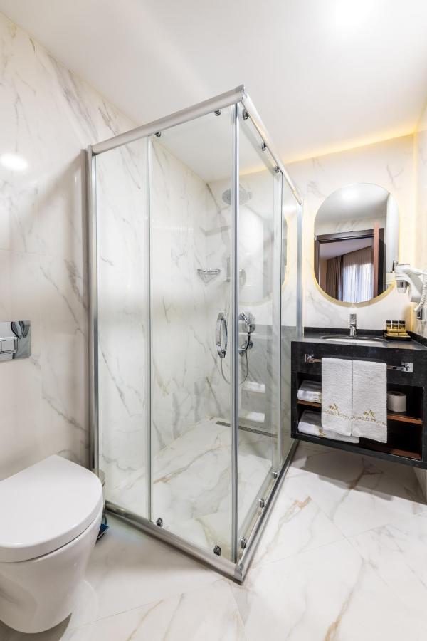Aprilis Deluxe Hotel อิสตันบูล ภายนอก รูปภาพ